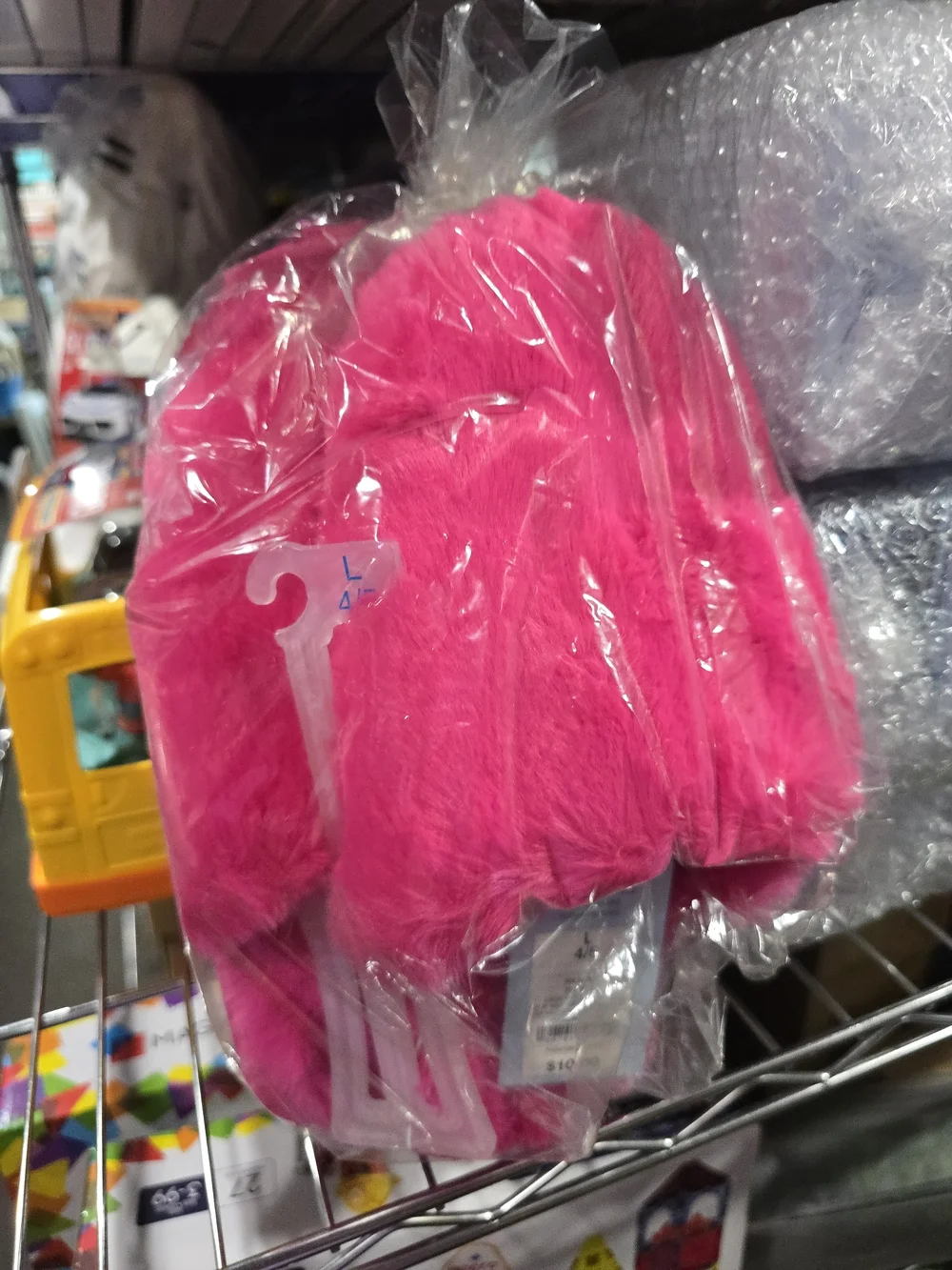 New Cat&Jack Kids 4/5 Fuchsia Pink Faux Fur Slippers